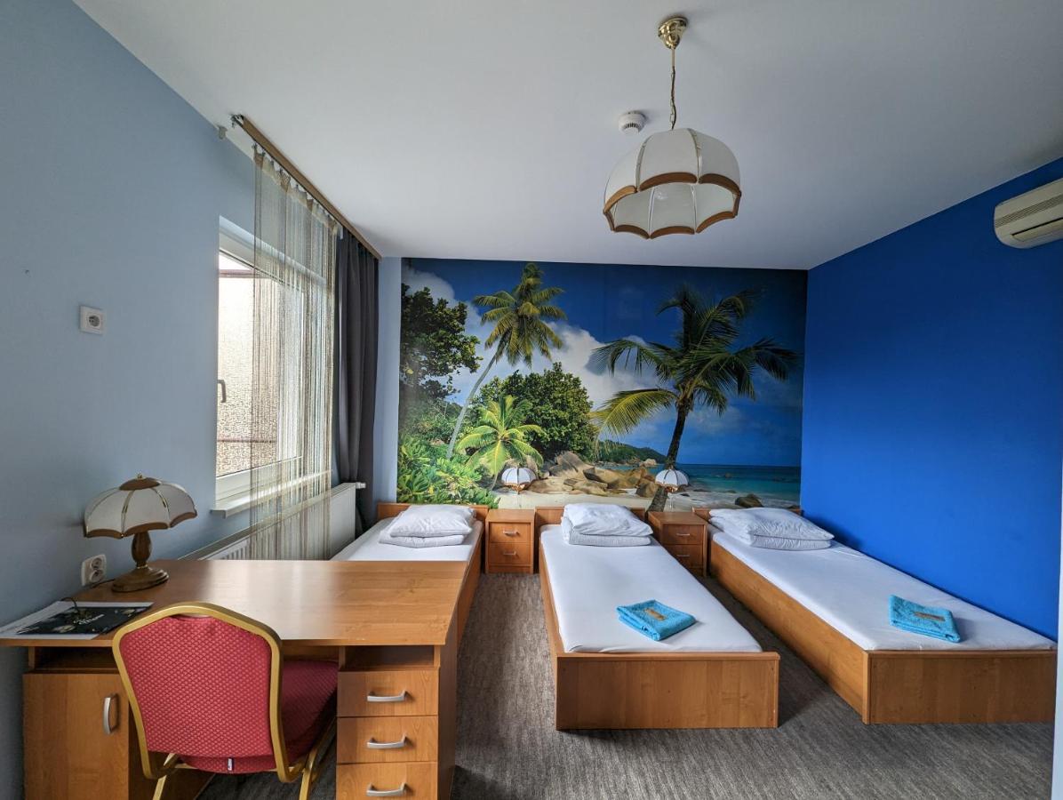 טרנובסקי גאורי Motel Drabek מראה חיצוני תמונה