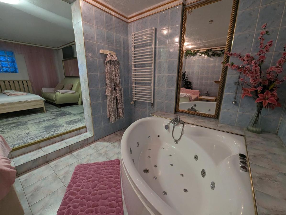 טרנובסקי גאורי Motel Drabek מראה חיצוני תמונה